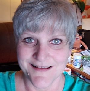 Meet your Posher, Mitzie